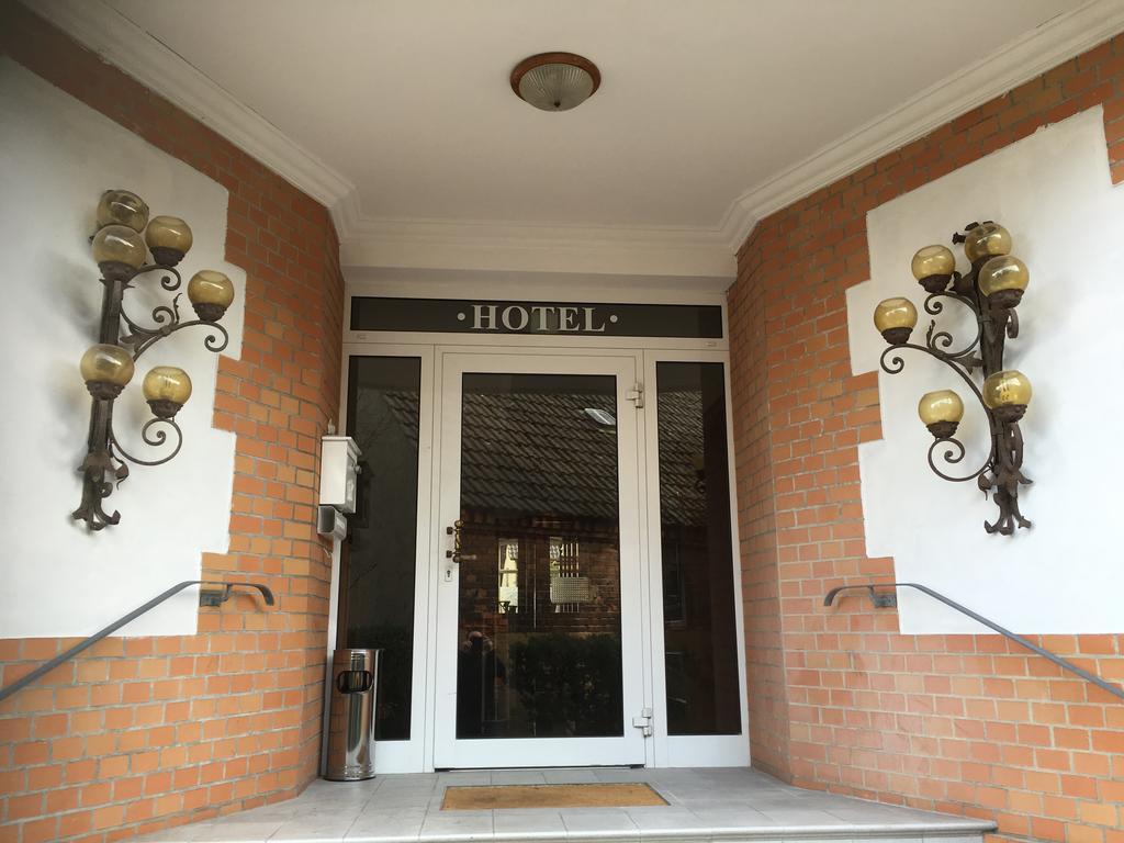 Spreezeit Hotel 吕本瑙 外观 照片